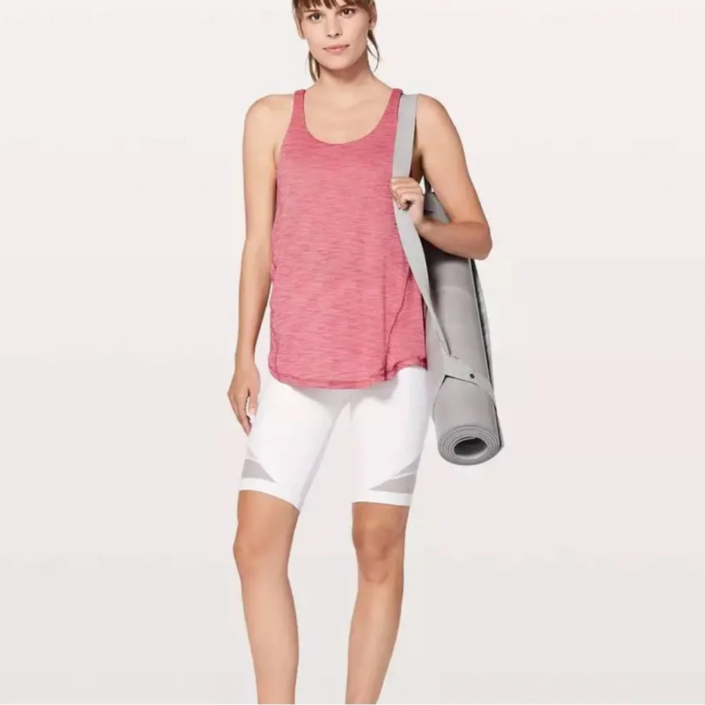 Lululemon Drapey Fit Movement to Movement 2 in 1 Sporty Tank in Cherry Sz 6 - Picture 3 of 12